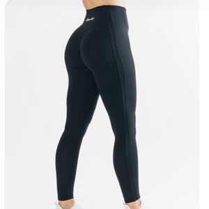 Alphalete Pulse Kinetic Leggings
